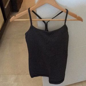 Black lululemon workout shirt
